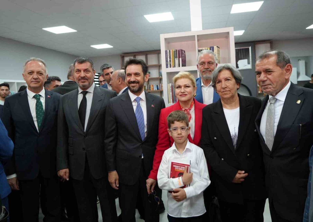 Erzincan Valiliği öncülüğünde hayata geçirilen “Kitap Kafe Projesi” kapsamında; Nurten