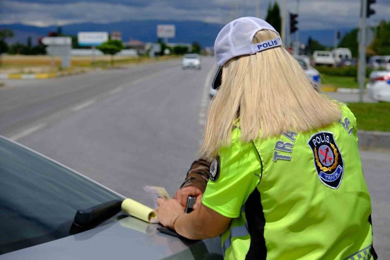 Erzincan’da Kurban Bayramı öncesi tedbirler artırıldı. Erzincan Valisi Hamza Aydoğdu,