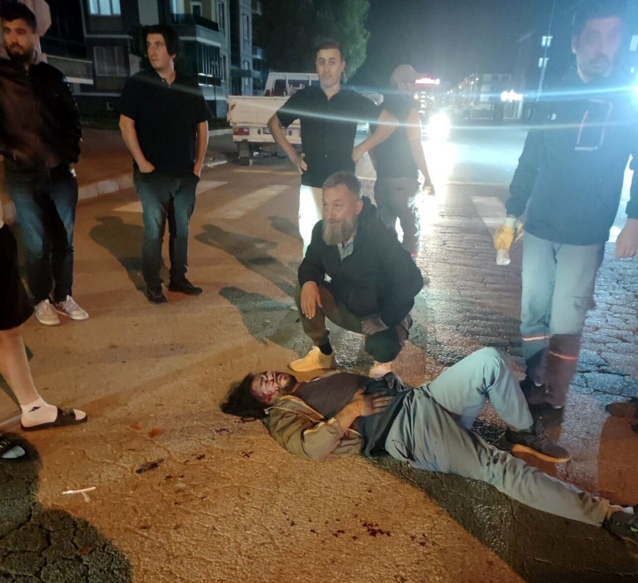 Erzincan’da motosiklet ile minibüsün çarpıştığı kazada motosiklet sürücüsü yaralandı. Erzincan’da