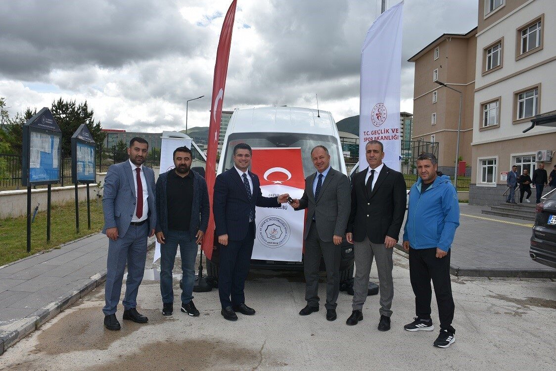 Gençlik ve Spor İl Müdürlüğü bünyesinde hizmet veren Erzurum Gençlik