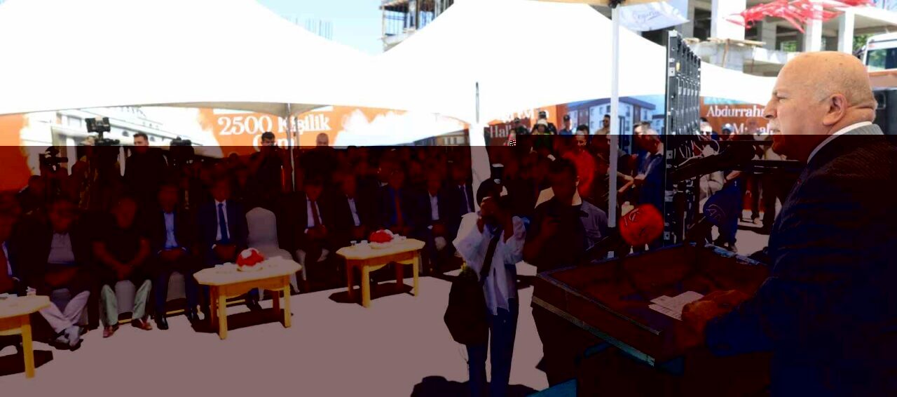 Erzurum Büyükşehir Belediyesi’nin kentsel dönüşüm projeleri devam ediyor. 12 yılda