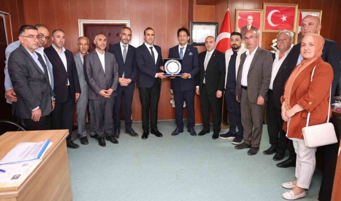 Erzurum Ticaret Borsası (ETB) heyeti, Hınıs ilçesinde bir dizi ziyaret