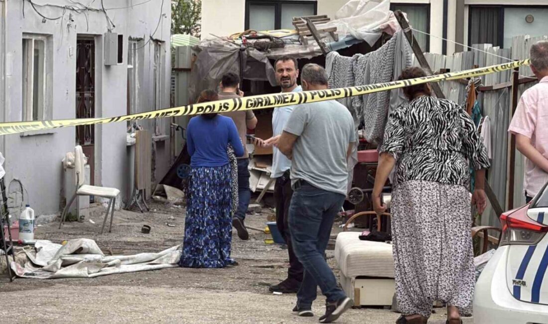 Eski kocası tarafından silahla vurulan kadın hastanede hayatını kaybetti Zonguldak’tan Kurban Bayramı ziyareti için Sakarya’nın Adapazarı ilçesindeki çocuklarının yanına