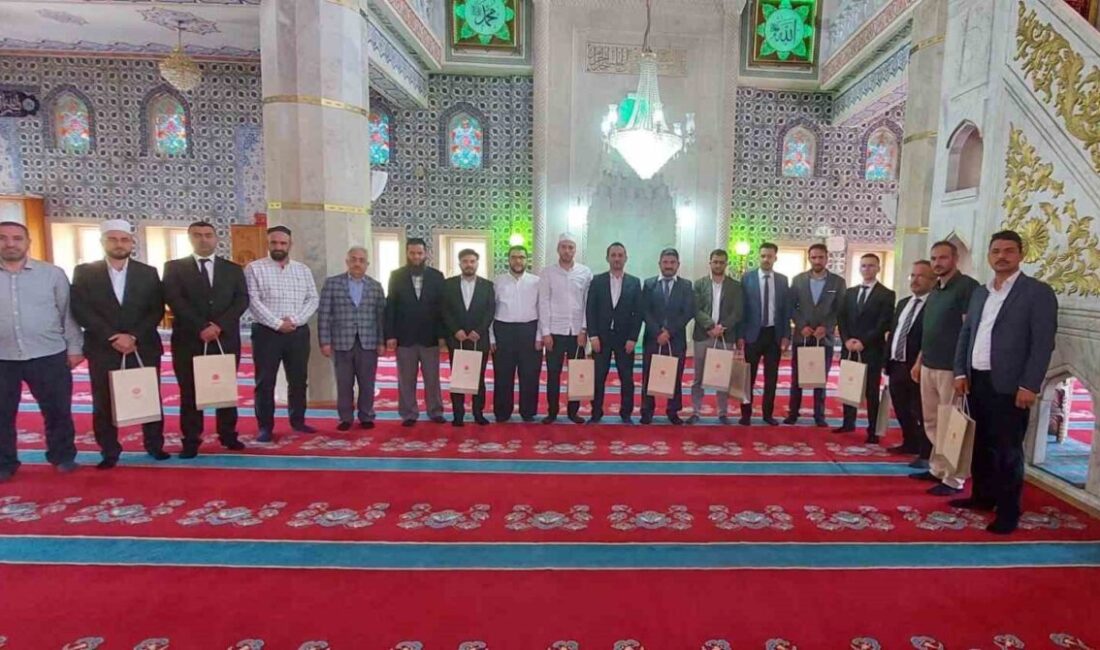 Erzurum’da din görevlileri “Etkili Hutbe Sunumu” yarışmasında ter döktü. Diyanet