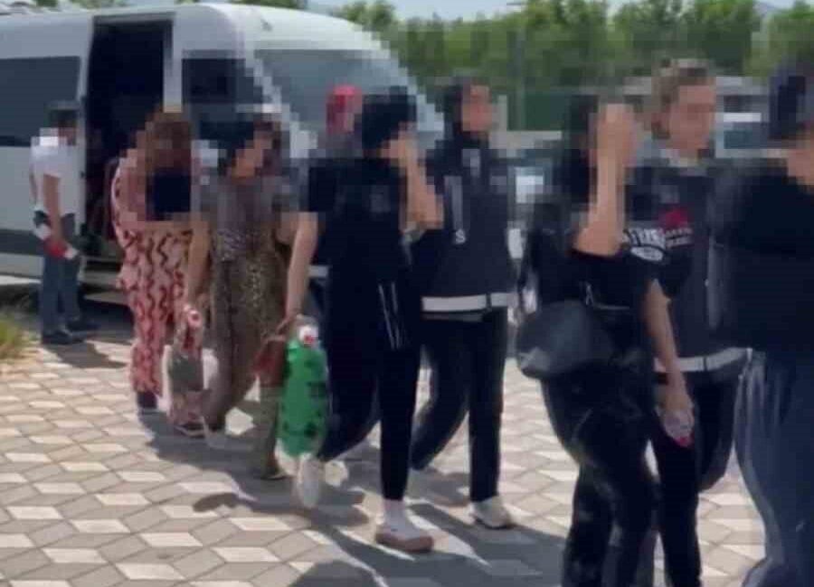 Kocaeli ve İstanbul’da yapılan eş zamanlı fuhuş operasyonunda 6 şüpheli