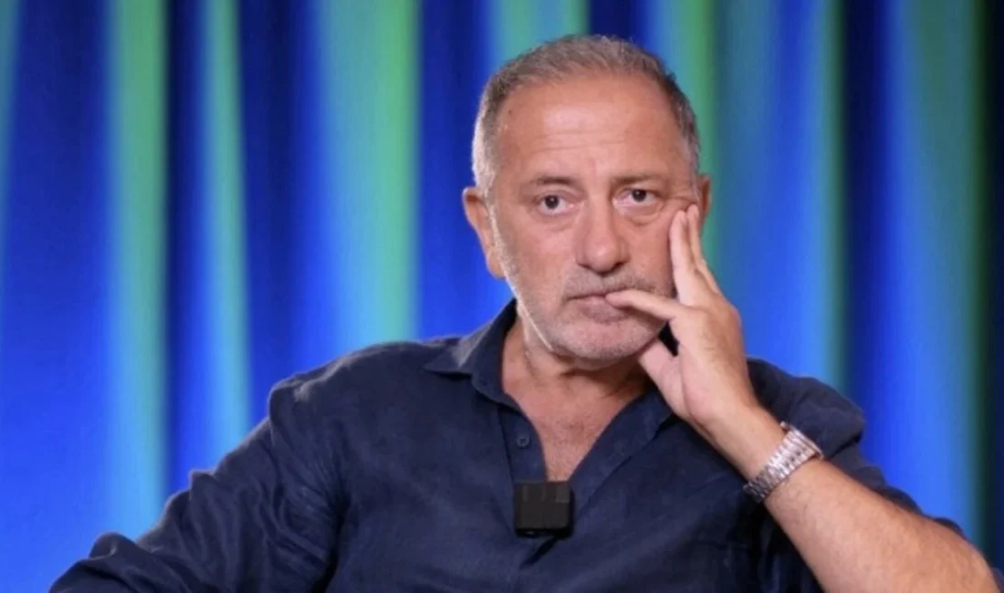 Gazeteci Fatih Altaylı gözaltına alındı. Altaylı hakkında, "Cumhurbaşkanını tehdit" suçlamasıyla