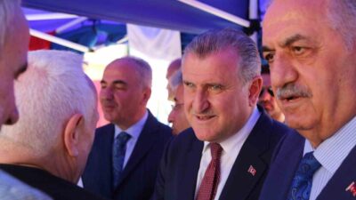 Gençlik ve Spor Bakanı Osman Aşkın Bak memleketi Rize’de ilçe