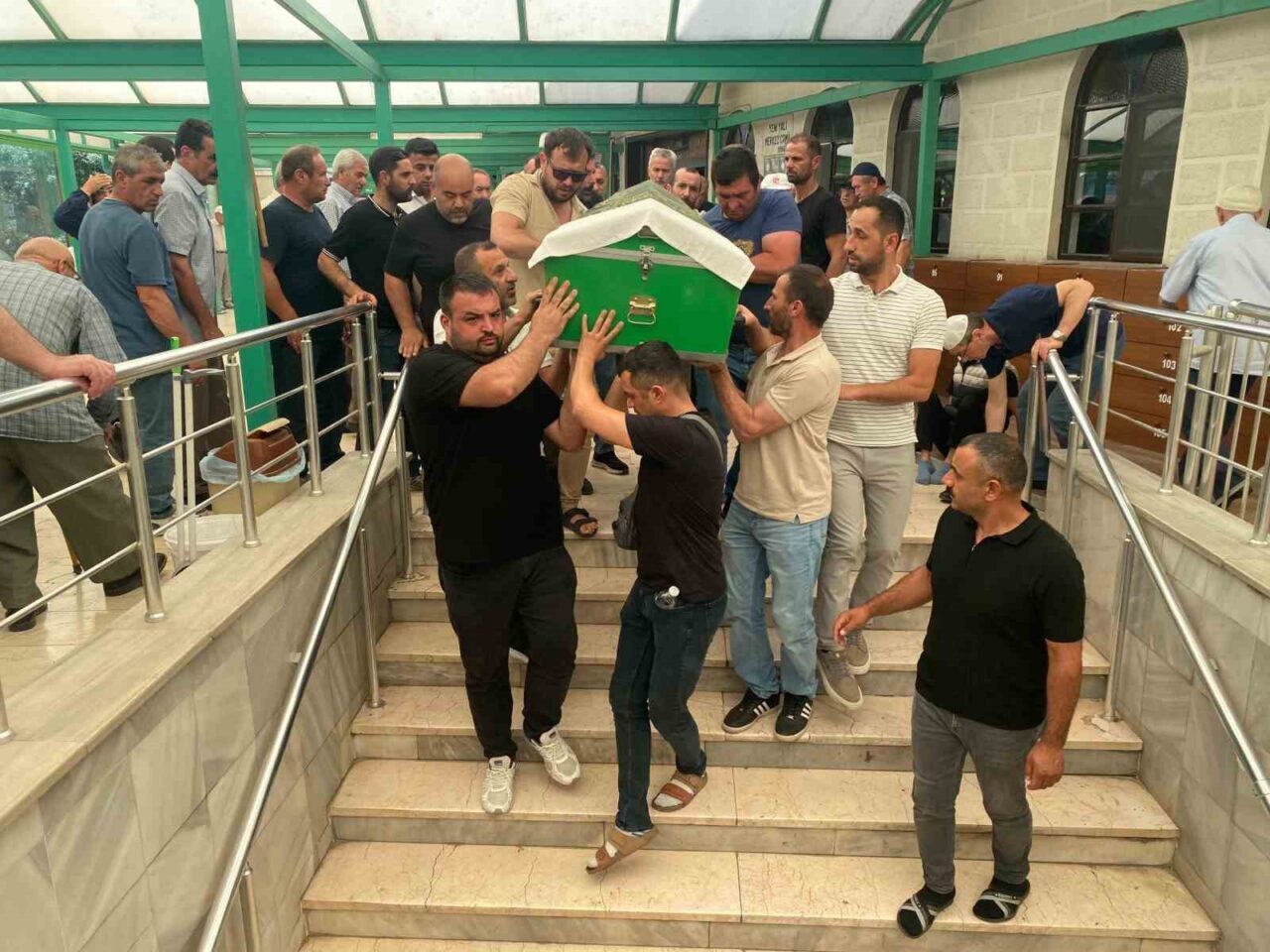 Kocaeli’nin Kandıra ilçesinde girdiği denizde boğulan 38 yaşındaki Murat Şatır