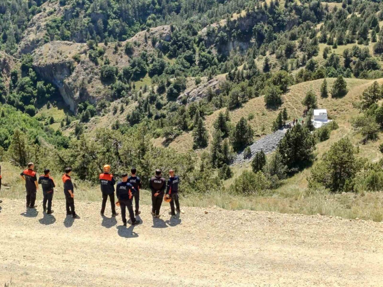 Erzurum’un Oltu ilçesinde göçük sonucu 3 işçinin hayatını kaybettiği taş
