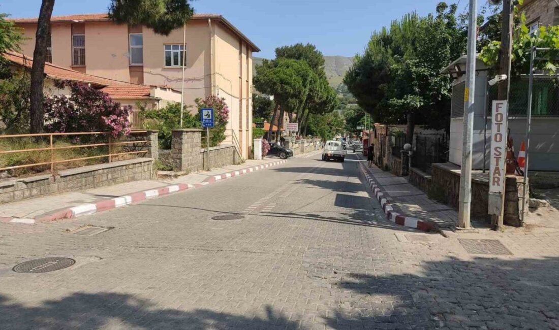 Çanakkale’nin Gökçeada ilçesi açıklarında Yunanistan’da 5.2 büyüklüğünde deprem meydana geldi.