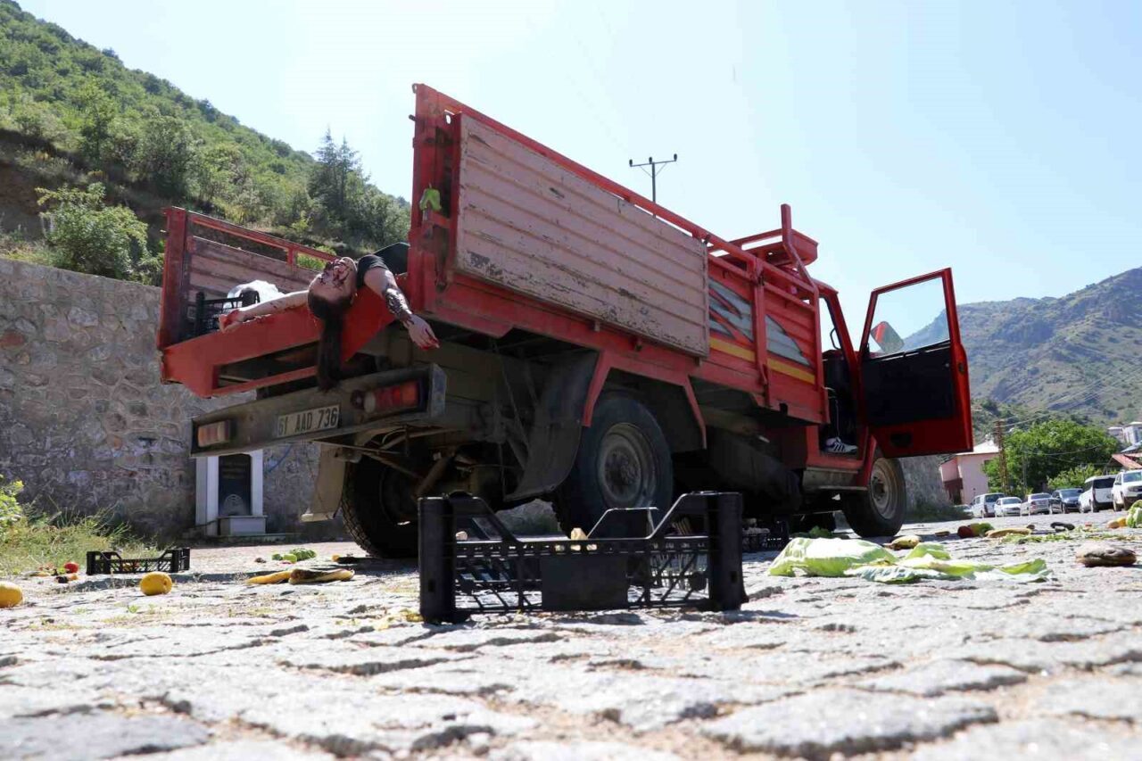 Gümüşhane’de Ulusal Medikal Kurtarma Ekipleri (UMKE) tarafından gerçekleştirilen tatbikat gerçeğini
