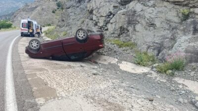 Gümüşhane’de kontrolden çıkan otomobilin ters dönmesi sonucu meydana gelen kazada