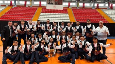 Kars’ta düzenlenen Kulüpler Arası Halk Oyunları Bölge Yarışması’nda Erzincangücü Spor