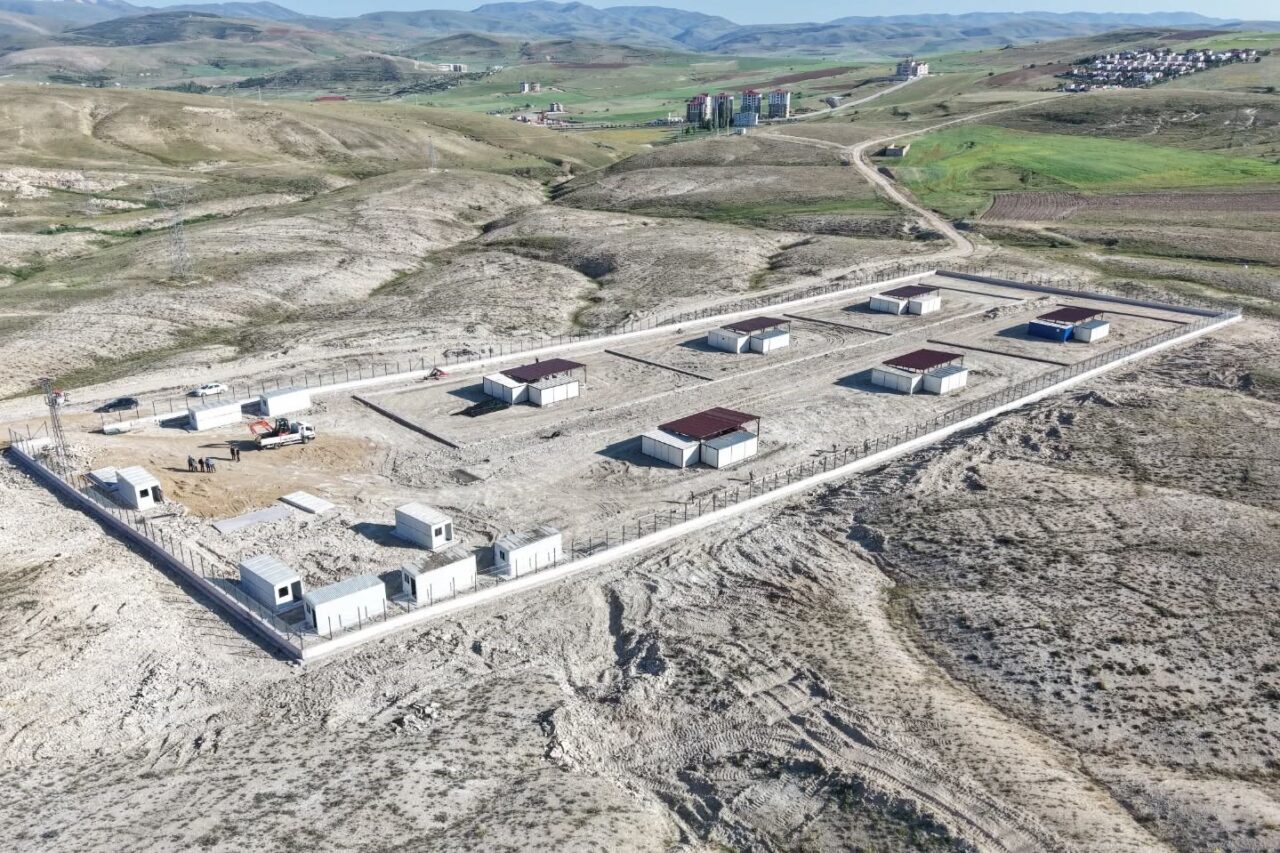 Bayburt Valiliği koordinesinde İl Özel İdare tarafından yapımı devam eden