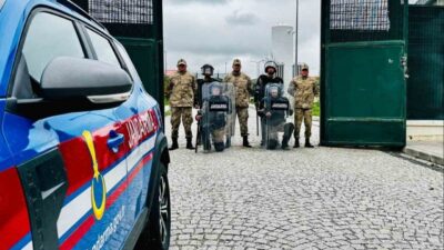 Erzurum’da jandarma ekipleri göçmen kaçakçılığı ve düzensiz göçle mücadele çalışmalarını