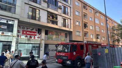 Kocaeli’nin Gebze ilçesinde bir kafenin deposunda yangın çıktı. Olay, Sultan