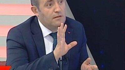 Atatürk Üniversitesi Araştırma Hastanesi Kardiyoloji Bölümü doktorlarından Doç. Dr. Oktay