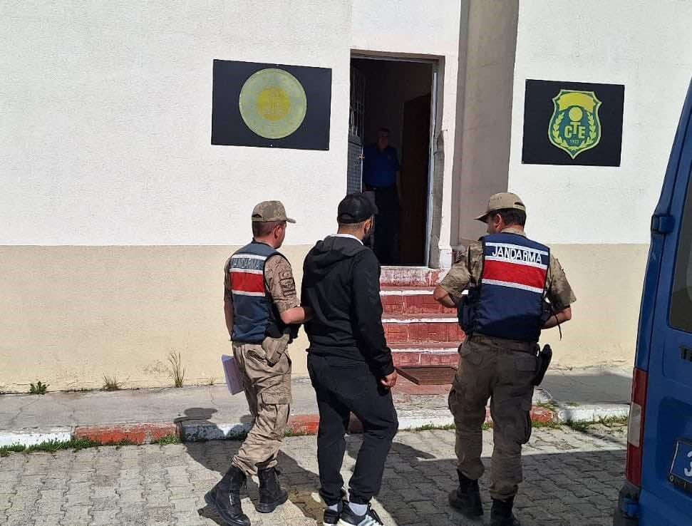 Kars’ta hakkında 3 yıl kesinleşmiş hapis cezası bulunan 1 kişi