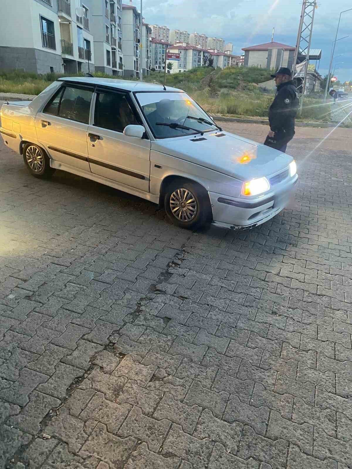 Kars’ta polis ekiplerince suçluların yakalanmasına yönelik ‘şok’ uygulamalar sürüyor. Kars