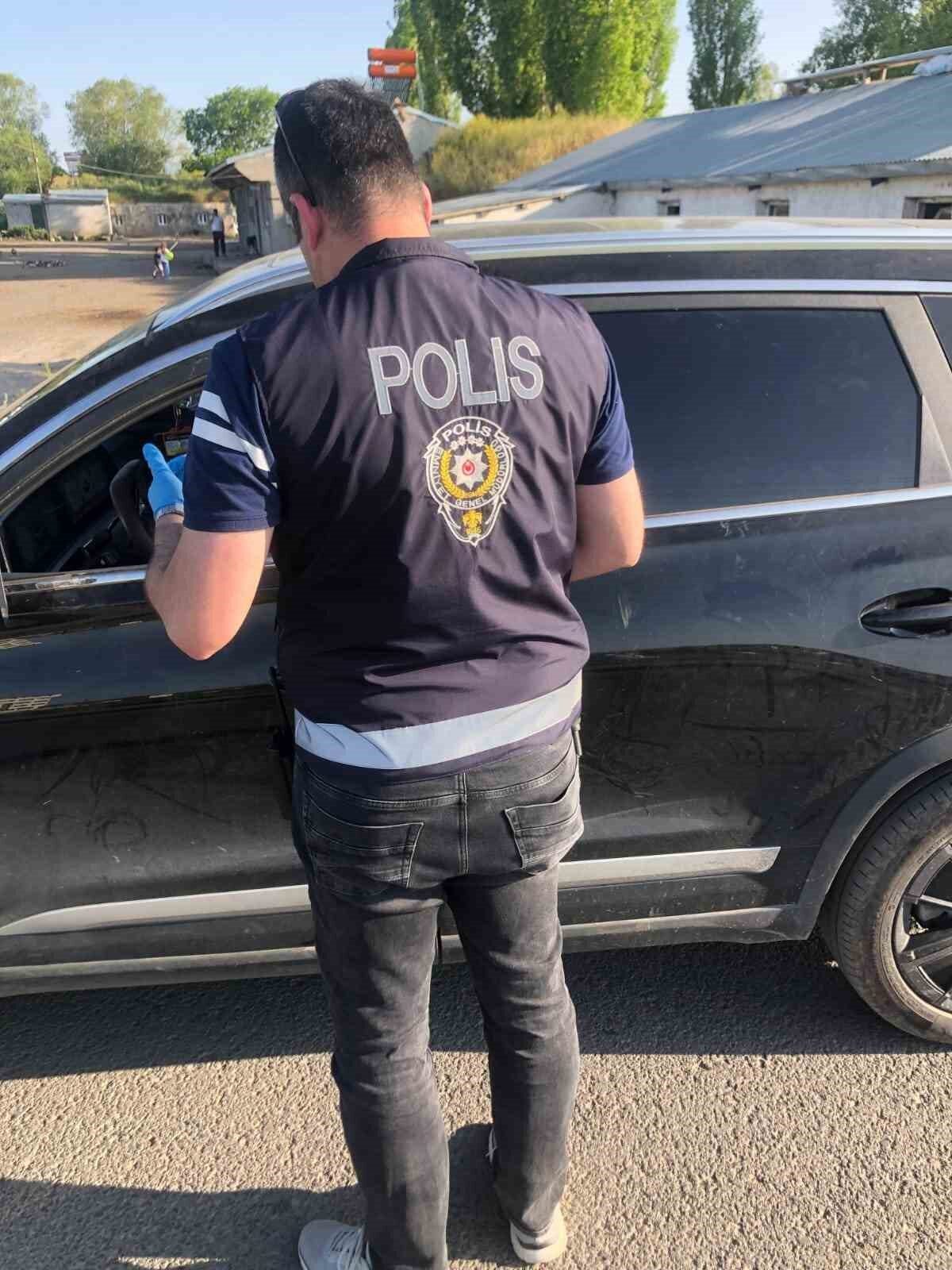 Kars’ta polis ekiplerince ‘şok’ uygulamalar sürüyor. Kars İl Emniyet Müdürlüğü’nce