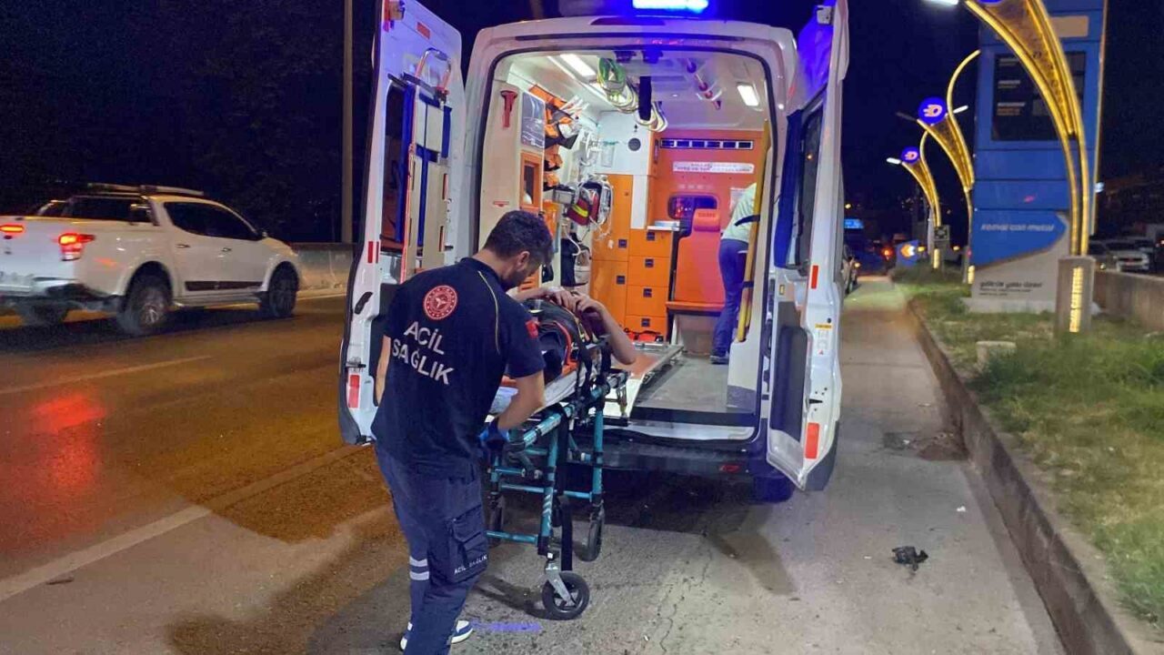 Kocaeli’nin Başiskele ilçesinde 4 gün önce otomobilin tabelaya çarparak takla