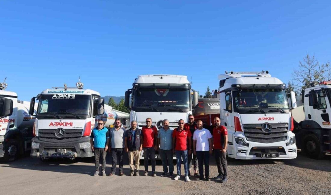 Kocaeli Büyükşehir Belediyesi’nin A Takımı ekipleri, çıkan yangına müdahale etmek