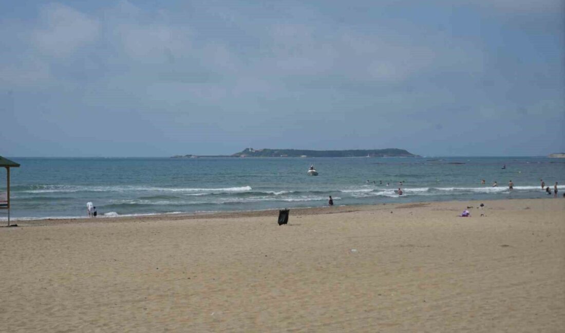 Kocaeli’nin Kandıra ilçesinde denize girdikten sonra kaybolduğu iddia edilen genci