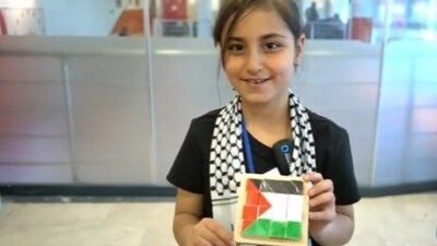 Akıl ve Zeka Oyunları Turnuvası’nda yaptığı Filistin bayraklı motifle yürekli