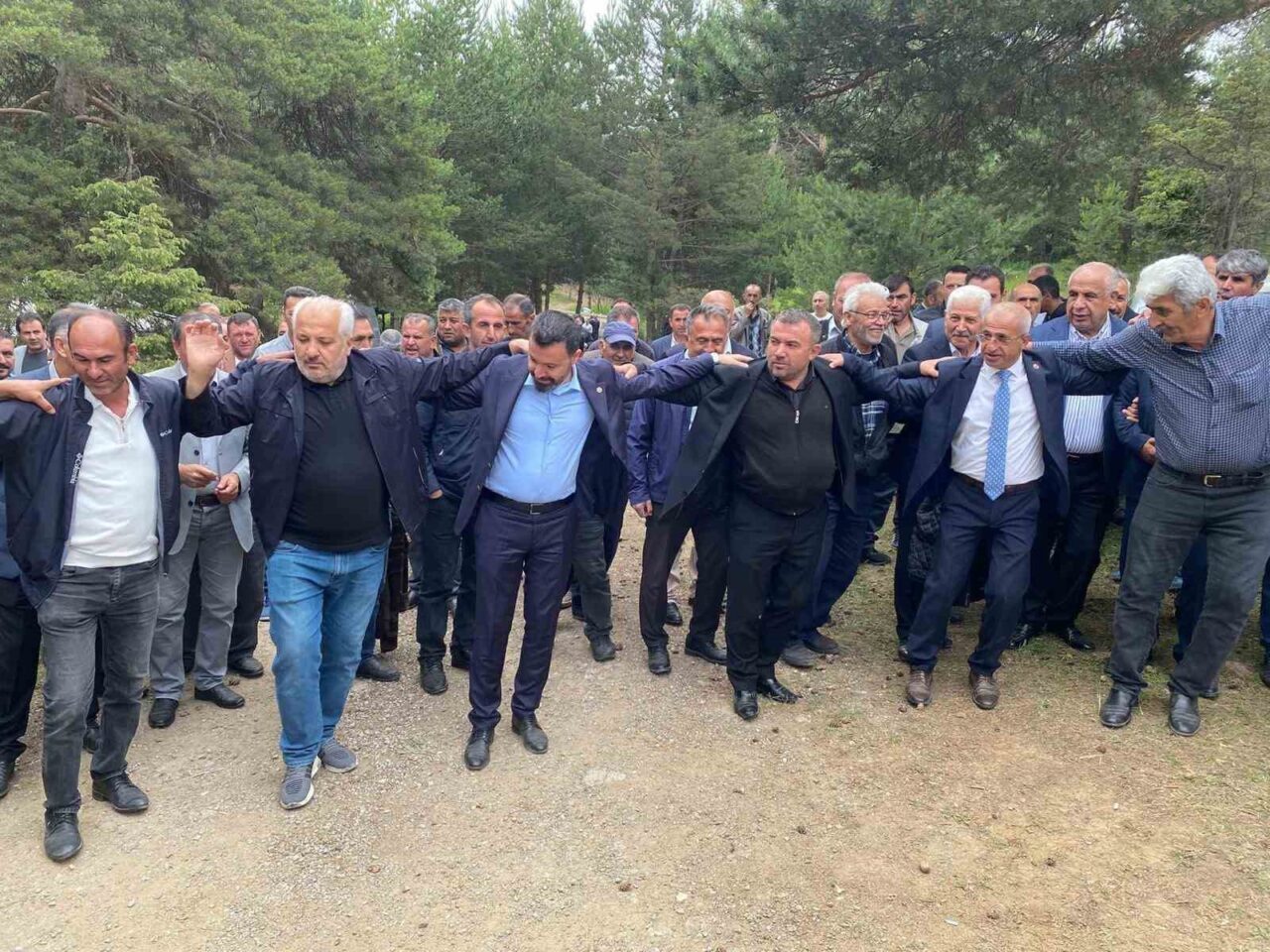 Akdağmadeni Muhtarlar Derneği tarafından yapılan ‘Muhtarlar Derneği Şöleni’ yoğun bir