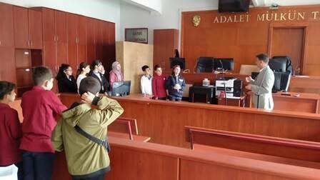 Erzurum Yakutiye Faik Güngör Ortaokulu Sosyal Bilgiler Öğretmeni Zikri Kotan,