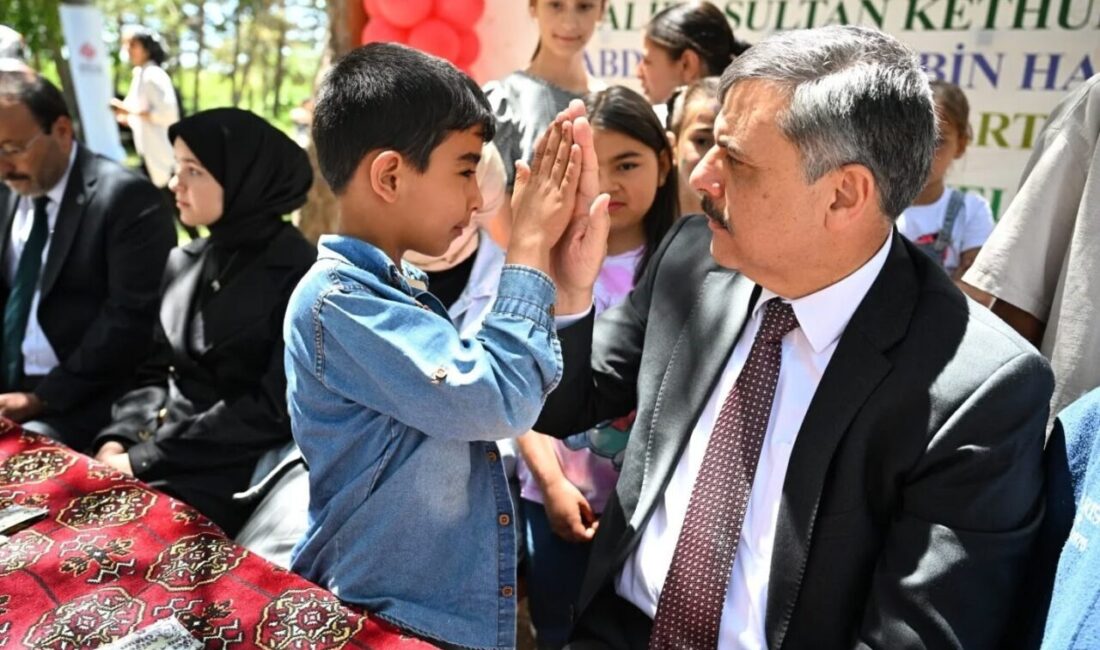 Erzurum Valisi Mustafa Çiftçi, Vakıflar Erzurum Bölge Müdürlüğü tarafından düzenlenen