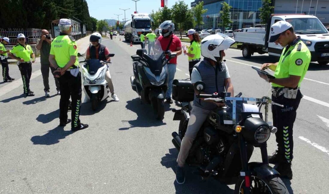 Ordu’da polis ekipleri, trafik kazalarını en az indirmek ve trafik