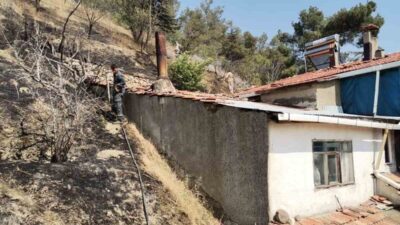 Amasya’nın Suluova ilçesinde otluk alanda çıkan yangın, itfaiyenin hızlı müdahalesiyle
