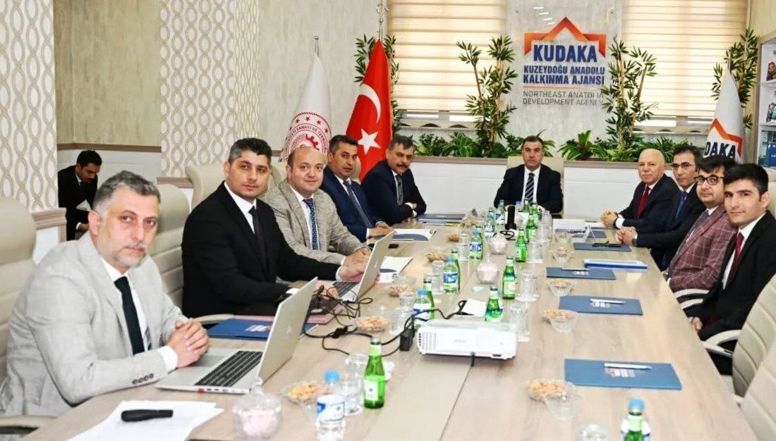 Özel sektöre KUDAKA’dan 30 milyon destek verilecek Kuzeydoğu Anadolu Kalkınma Ajansı (KUDAKA) 159’uncu Yönetim Kurulu Toplantısı, Erzurum’da