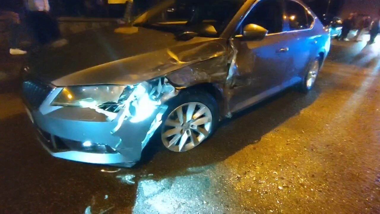 Erzurum’un Palandöken ilçesinde iki otomobilin kafa kafaya çarpıştığı kazada 1