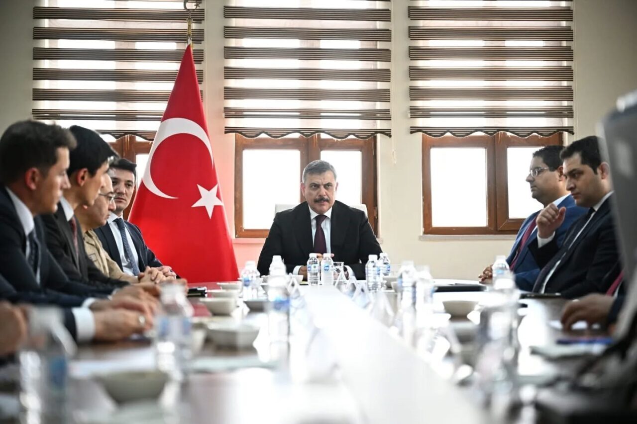 Erzurum’da Vali Mustafa Çiftçi’nin başkanlığında, Pasinler Belediyeler Birliği ile Hayvanları