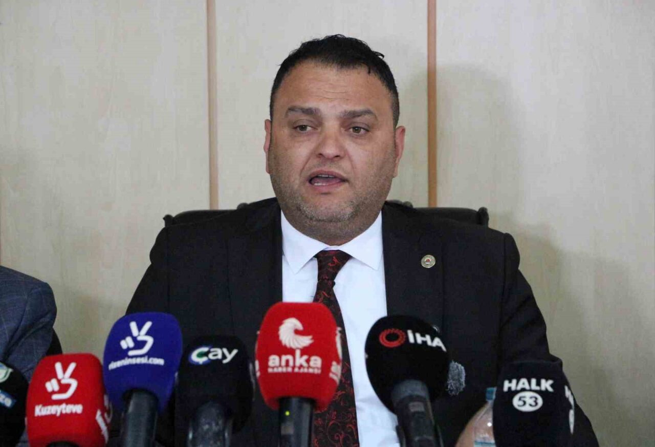 Çay üreticilerinin teknolojiye ayak uydurmasıyla çay alım yerleri ve fabrikalarda