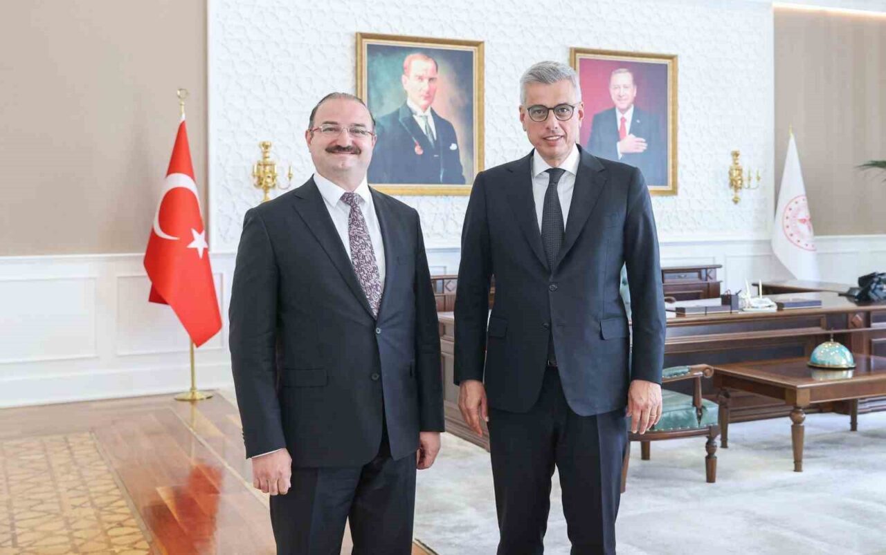 Atatürk Üniversitesi Rektörü Prof. Dr. Ahmet Hacımüftüoğlu, Ankara temasları kapsamında