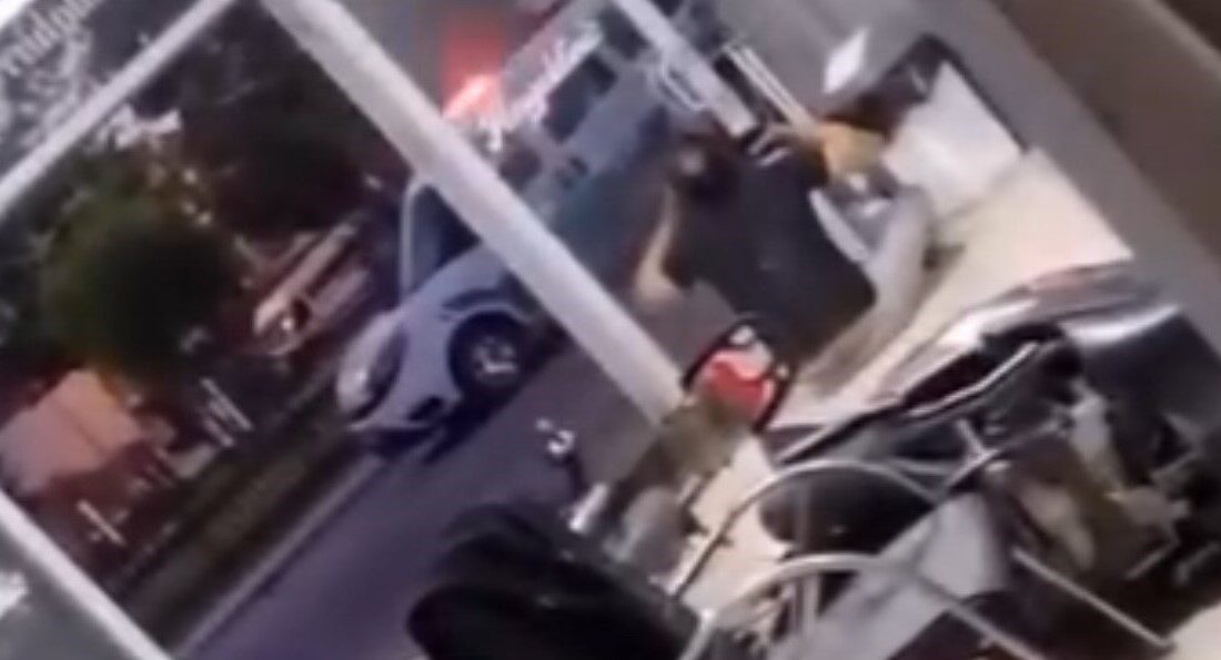 Sakarya’nın Adapazarı ilçesinde, kendisini polis ekiplerinin takip ettiğini fark eden,