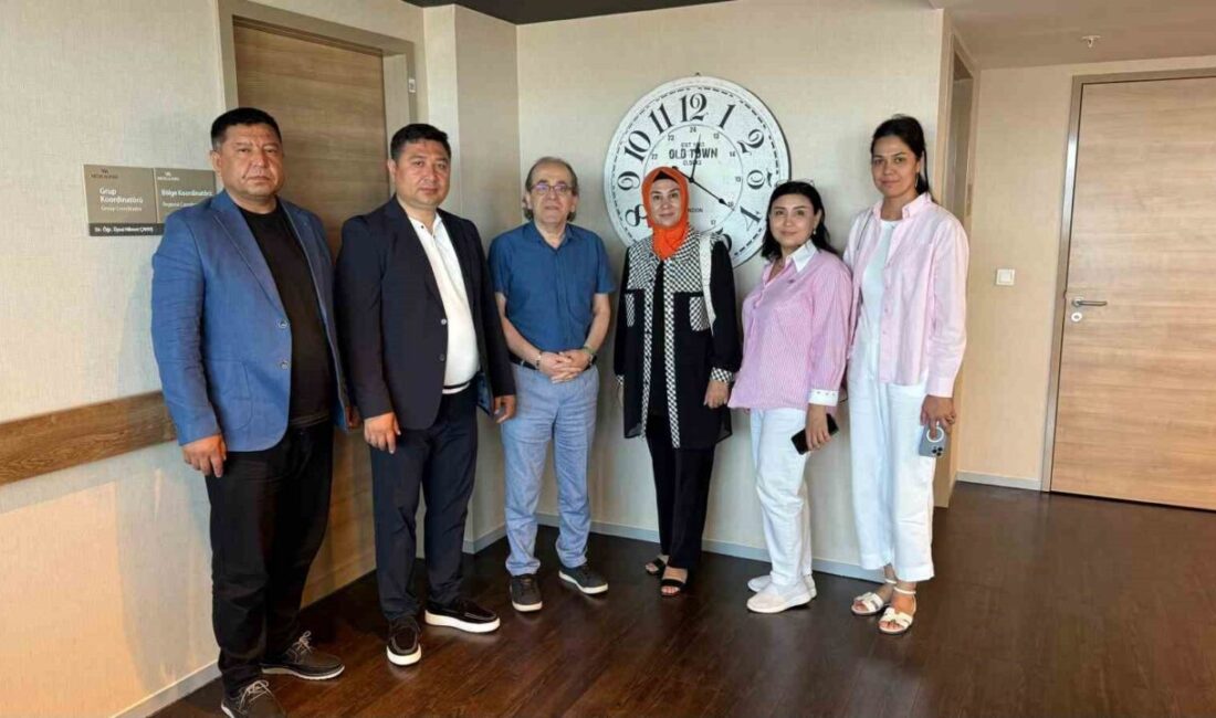 Özbekistan’daki Alfraganus Üniversitesi Tıp Fakültesi akademisyenleri, Samsun’da hastane ziyareti gerçekleştirdi.