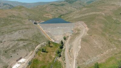 Bayburt merkeze bağlı Sarımeşe köyünde yapımı tamamlanan Sarımeşe Göleti Sulama