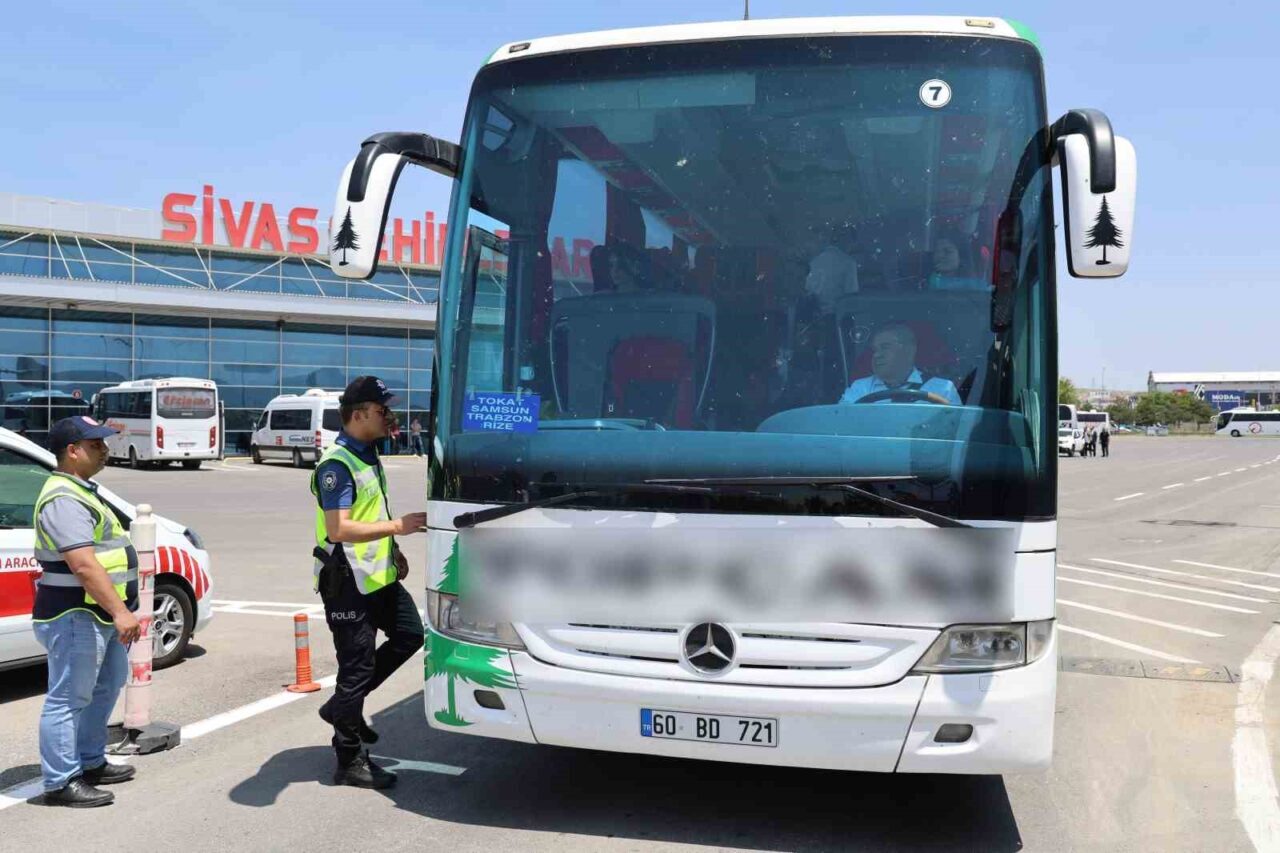Sivas’ta Kurban Bayramı’nda trafik kazalarında can kaybının önüne geçmek için