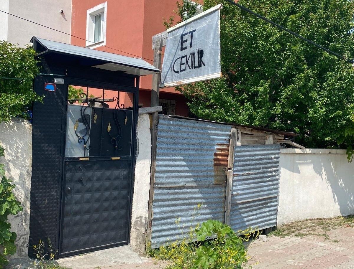 Sivas’ta Kurban Bayramı boyunca yapılan denetimlerde, et çekimi yapan 100