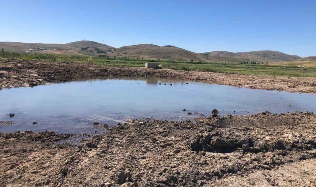 Bayburt’ta her sene yaz aylarında meydana gelen sulama borusunun patlaması,