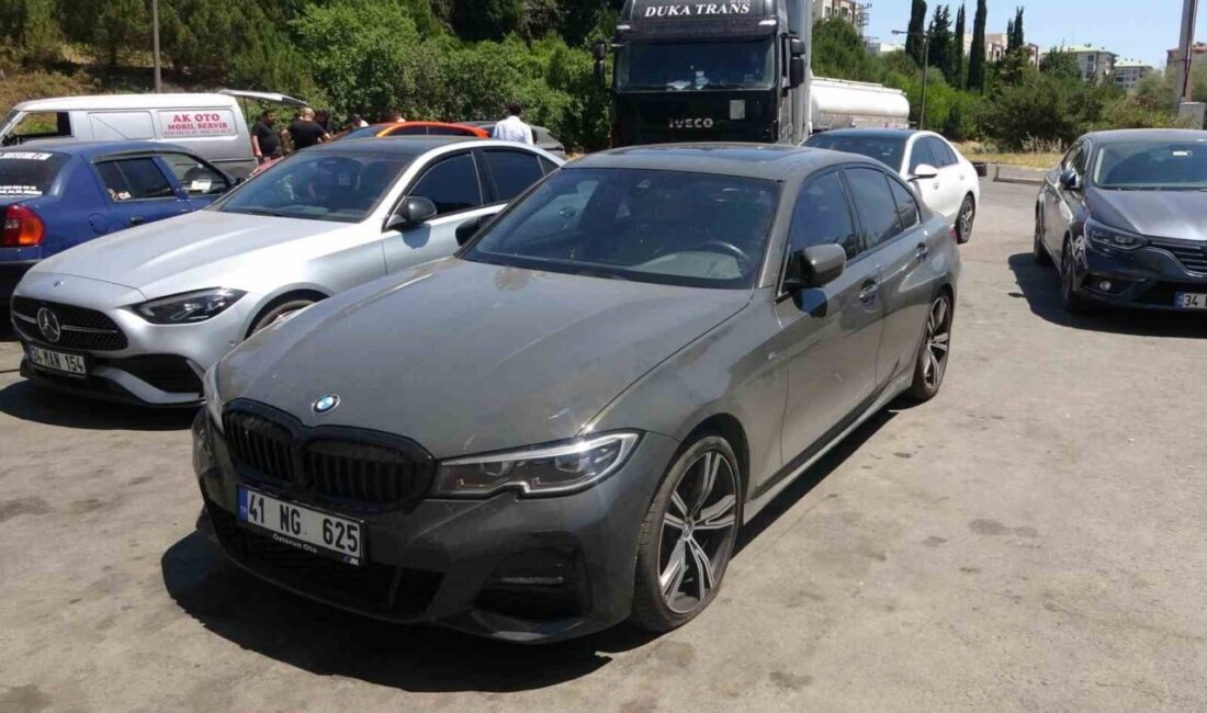 TEM Otoyolu’nun Kocaeli geçişinde yapılan yol çalışması, sürücüler için adeta