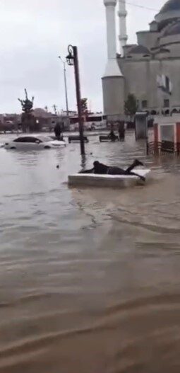 Trabzon’un Ortahisar ilçesinde sabah saatlerinden itibaren etkili olan ve hayatı