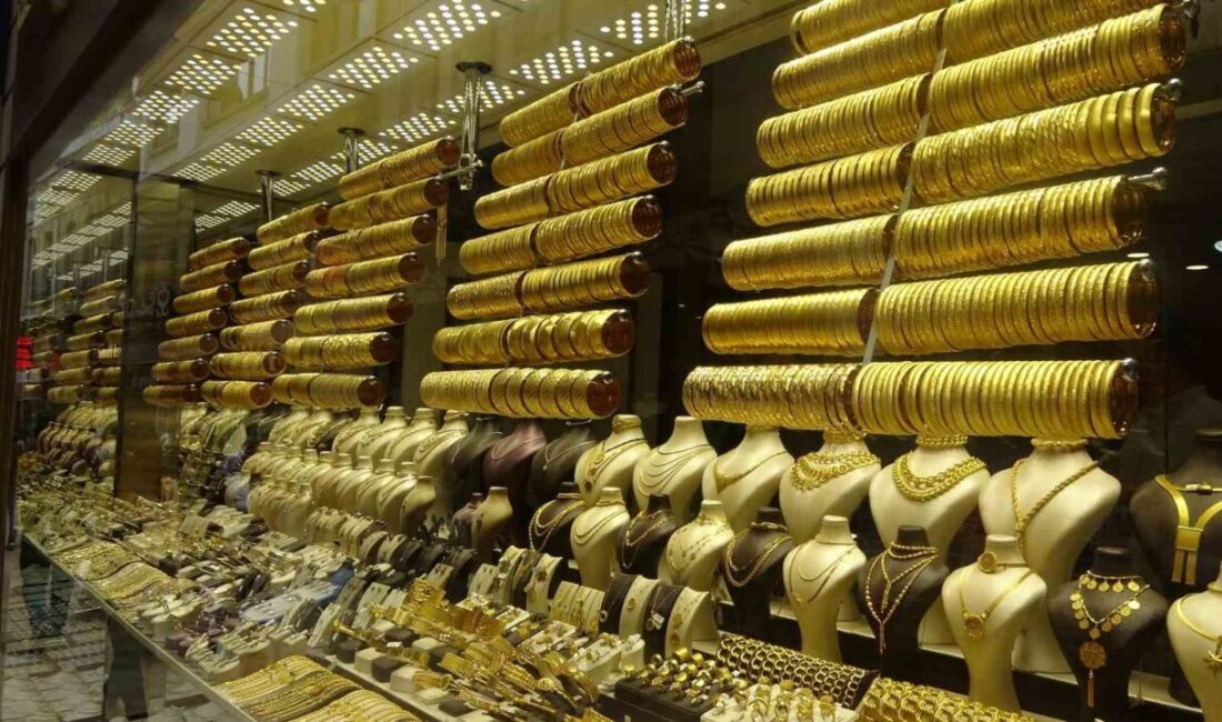 Haziran ayının gelmesiyle birlikte düğün sezonu başlarken, kuyumcular işlerinde henüz