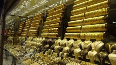 Haziran ayının gelmesiyle birlikte düğün sezonu başlarken, kuyumcular işlerinde henüz