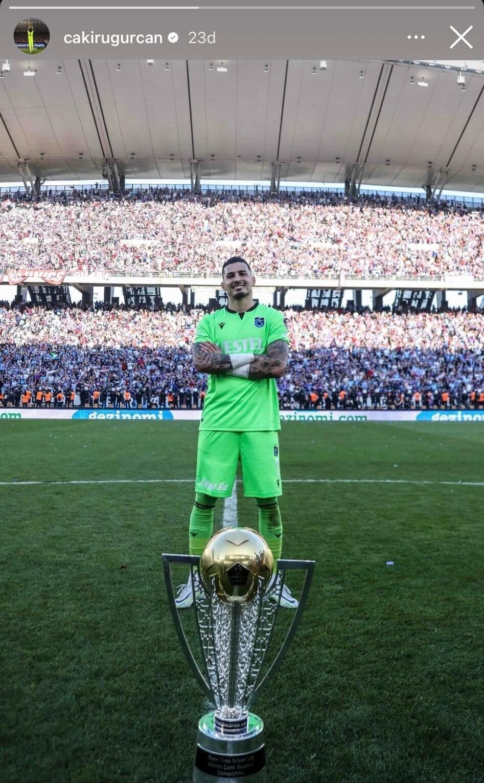 Trabzonspor’un kaptanı ve kalecisi Uğurcan Çakır, son günlerde artan transfer