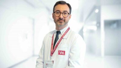 Suda doğumun, doğum eyleminin belirli bir aşamasından itibaren annenin, özel